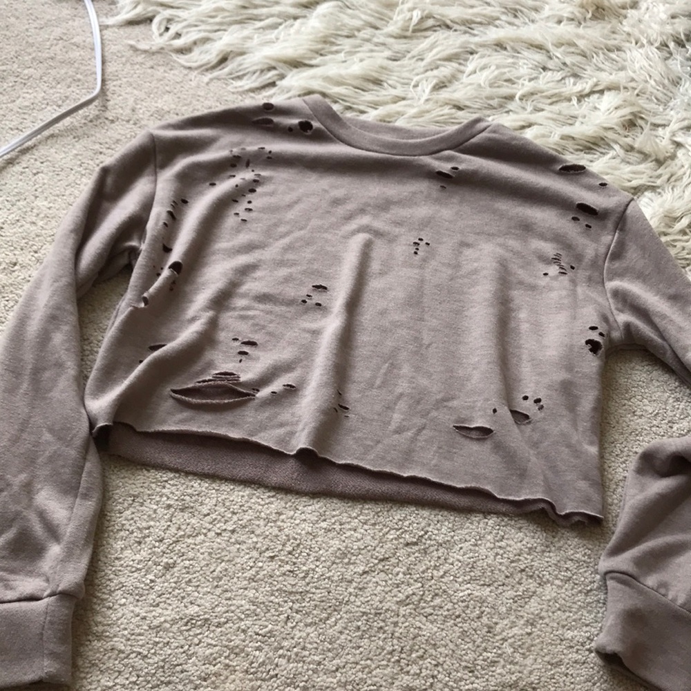 Distressed cropped top from missguided